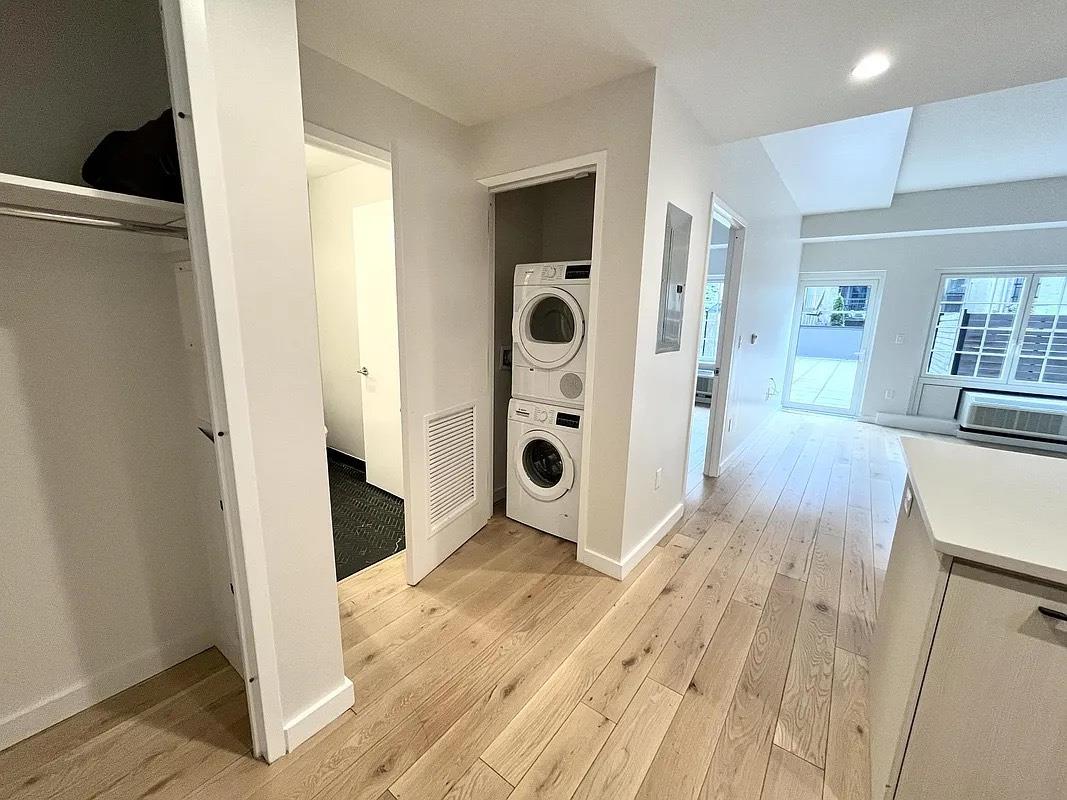 555 Waverly Avenue 1-B Clinton Hill Brooklyn NY 11238