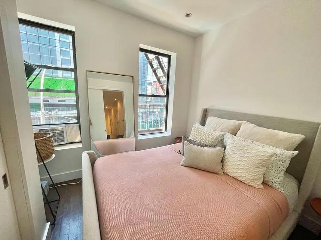 440 Tenth Avenue 3-FS Clinton New York NY 10001