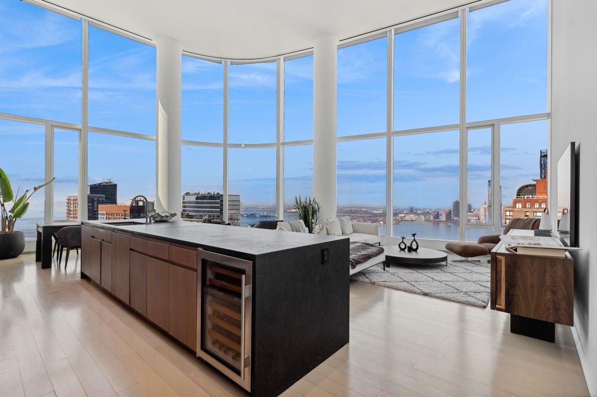 50 West Street 34-C Financial District New York NY 10006