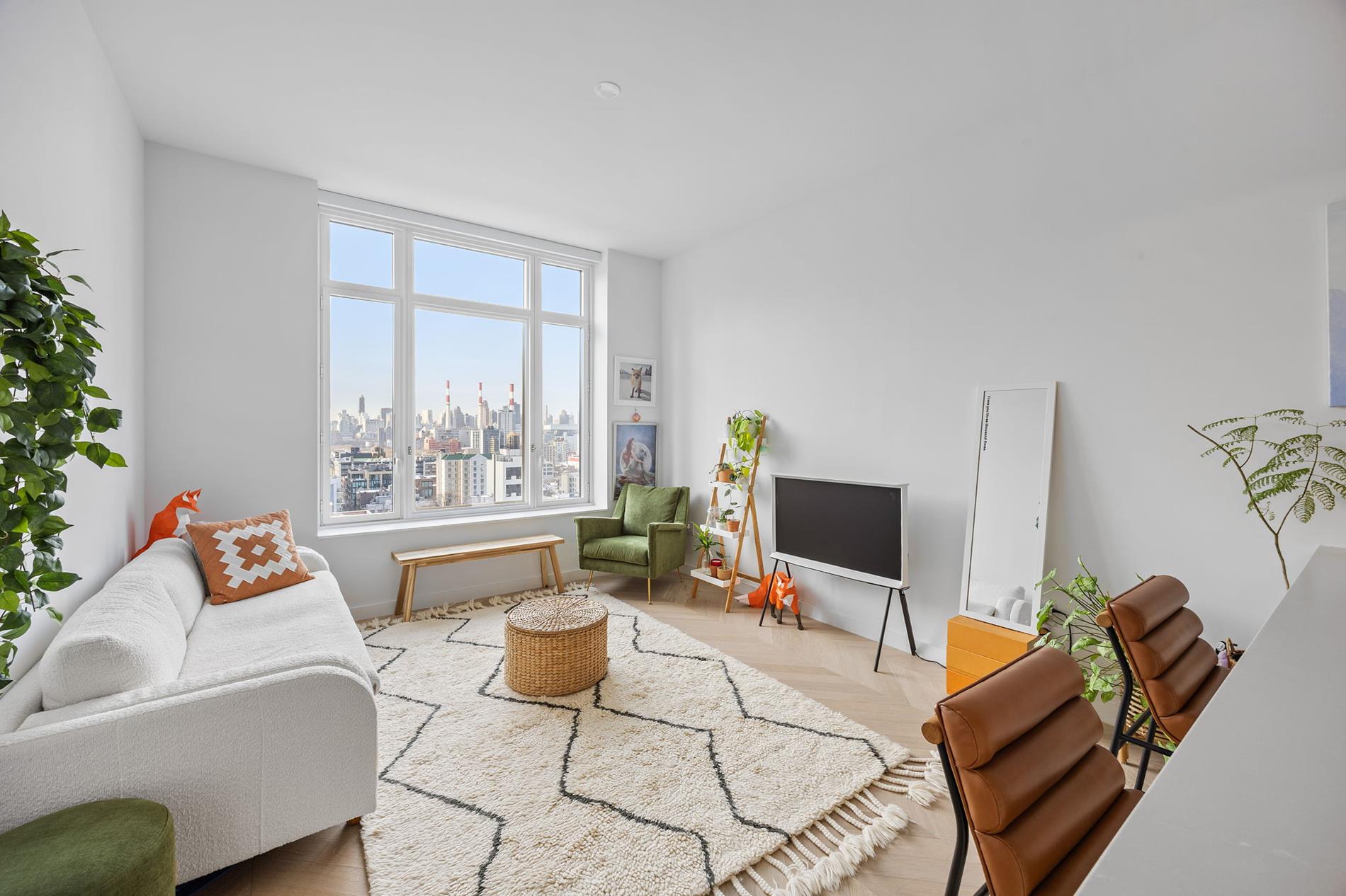 29-18 41st Avenue 16-B Long Island City Queens NY 11101