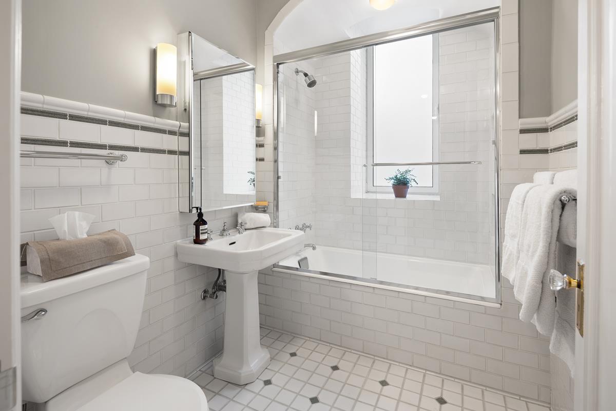 50 Central Park West 5-CD Upper West Side New York NY 10023