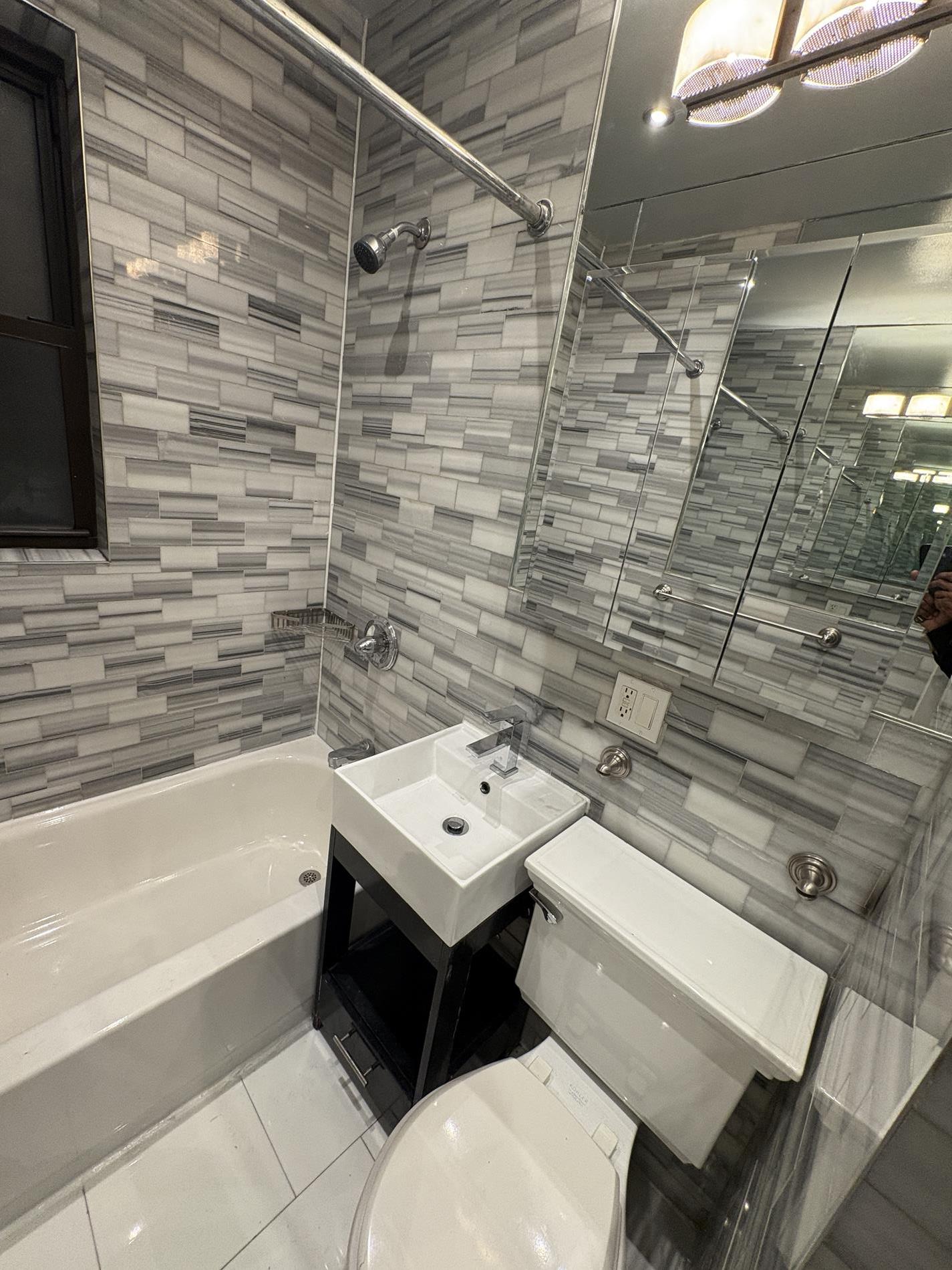 724 Tenth Avenue 3B Midtown West New York NY 10019