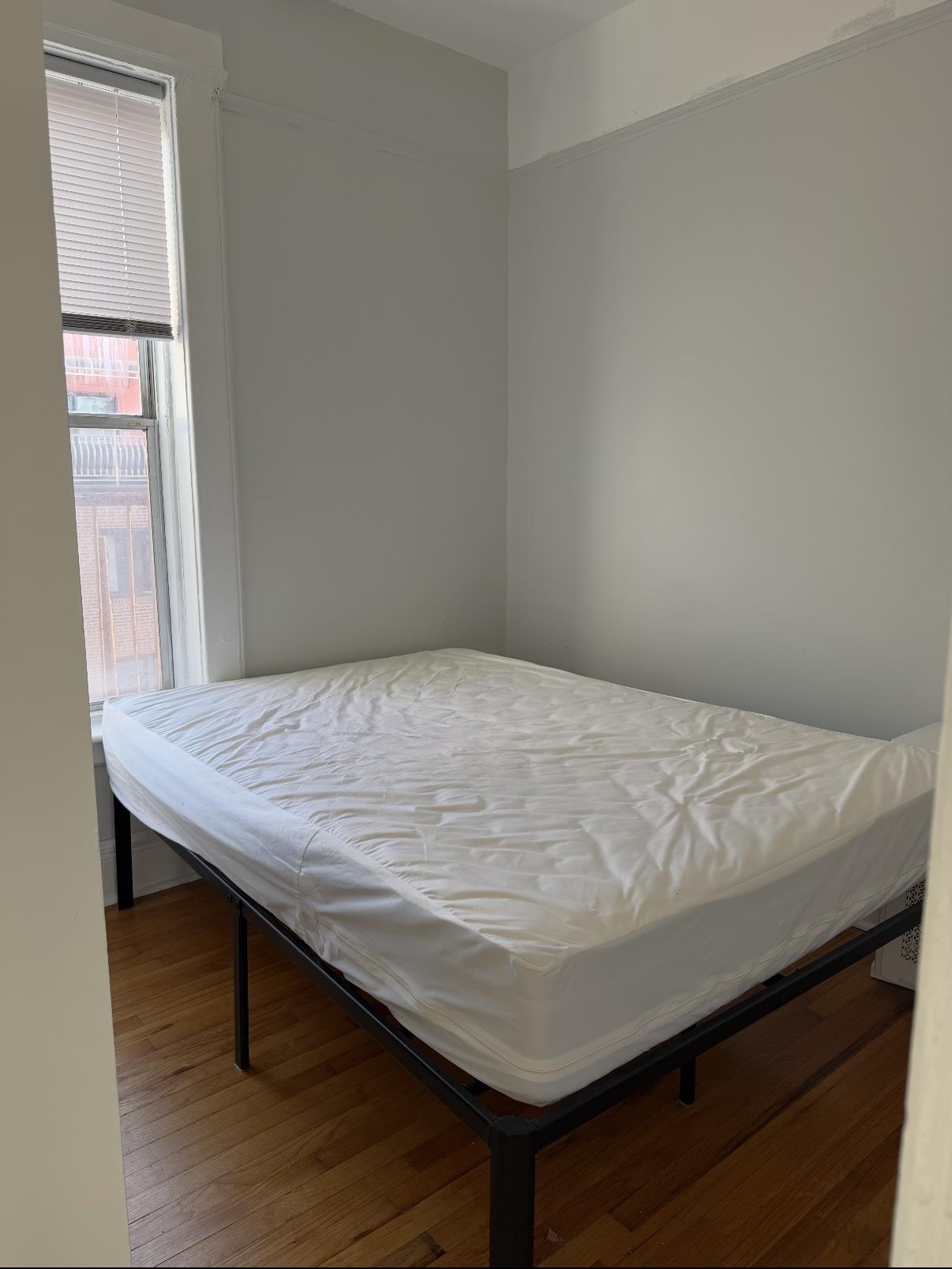 31-37 30th Street 3-B Astoria Queens NY 11106