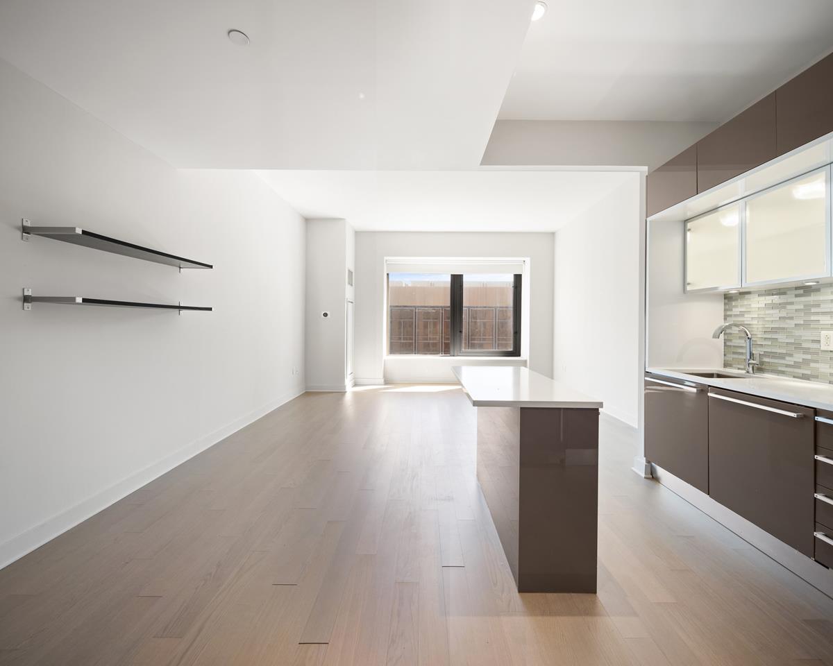 75 Wall Street 28-Q Financial District New York NY 10005