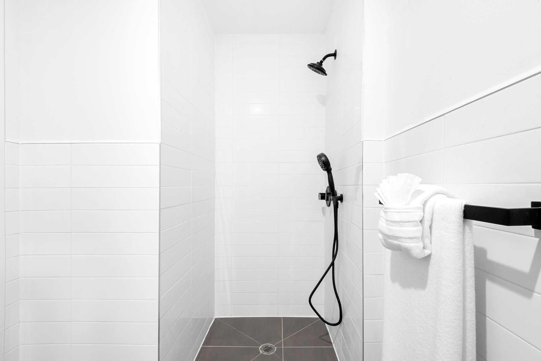 669 Bergen Avenue 4051 Jersey City Jersey City NJ 07304