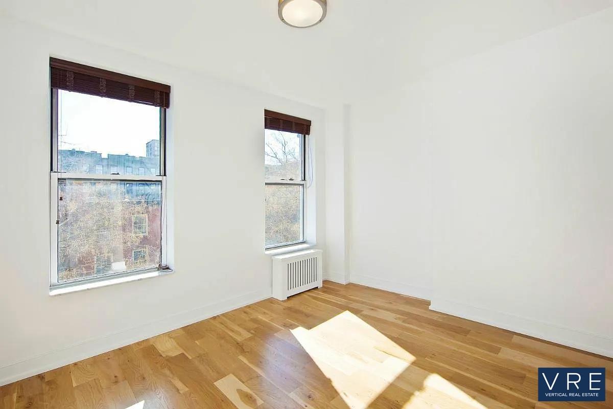 253 East 10th Street 5 E. Greenwich Village New York NY 10009