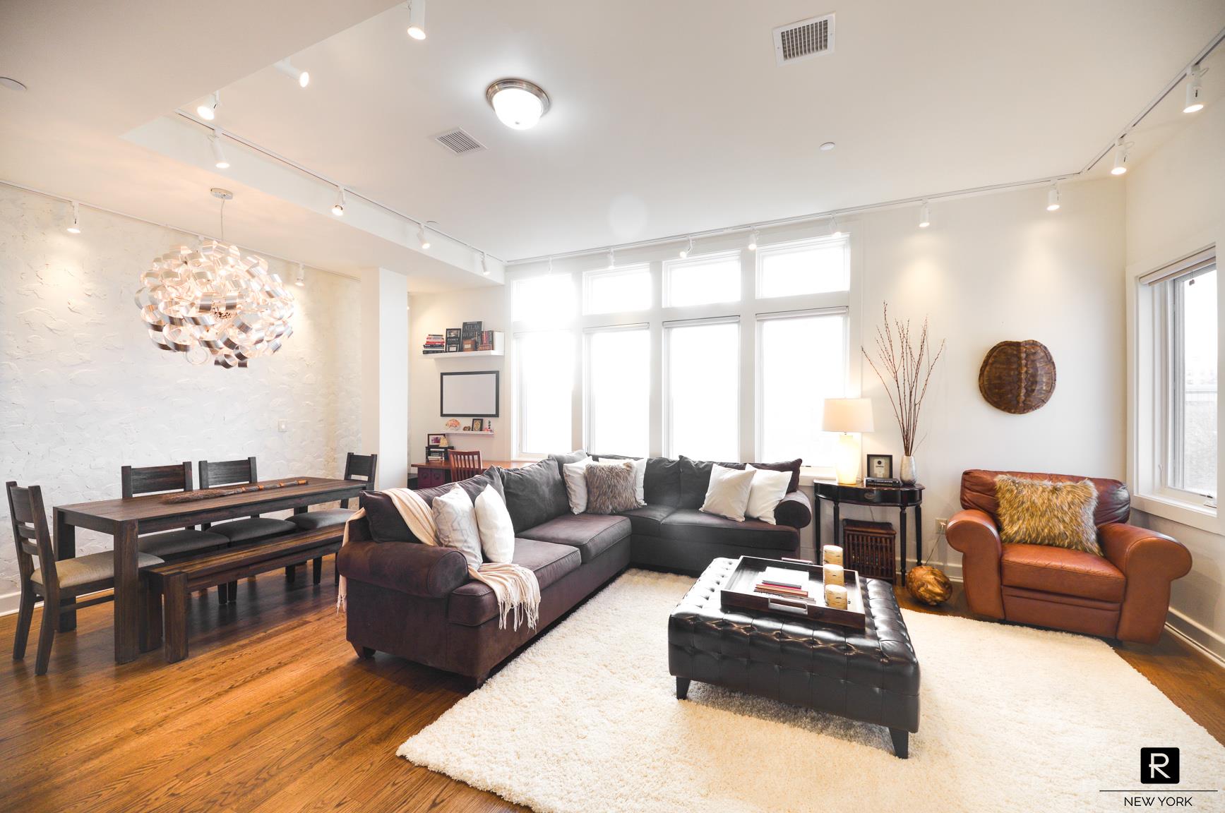 90 Bay Street Landing 8-D St. George Staten Island NY 10301