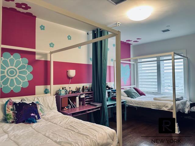 90 Bay Street Landing St. George Staten Island NY 10301