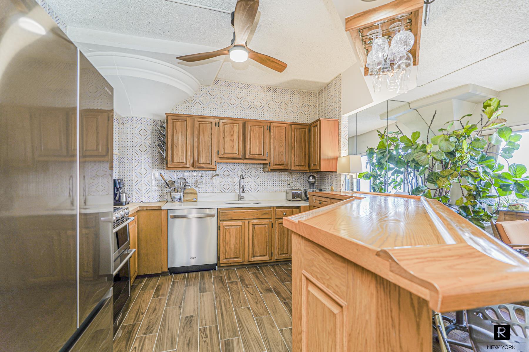 10 Bay Street Landing St. George Staten Island NY 10301