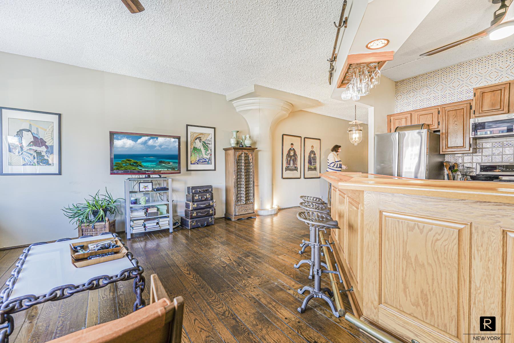 10 Bay Street Landing St. George Staten Island NY 10301