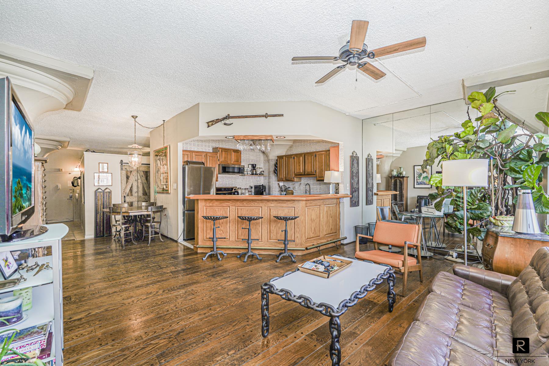 10 Bay Street Landing St. George Staten Island NY 10301