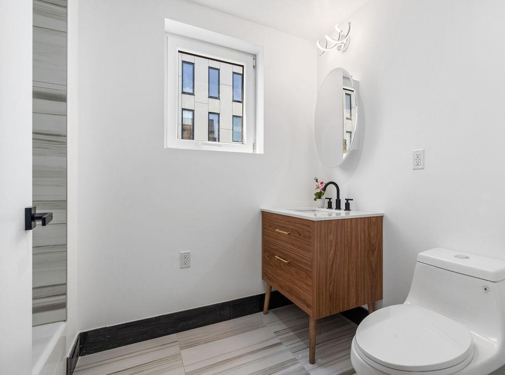 26-15 4th Street 10-H Astoria Queens NY 11102