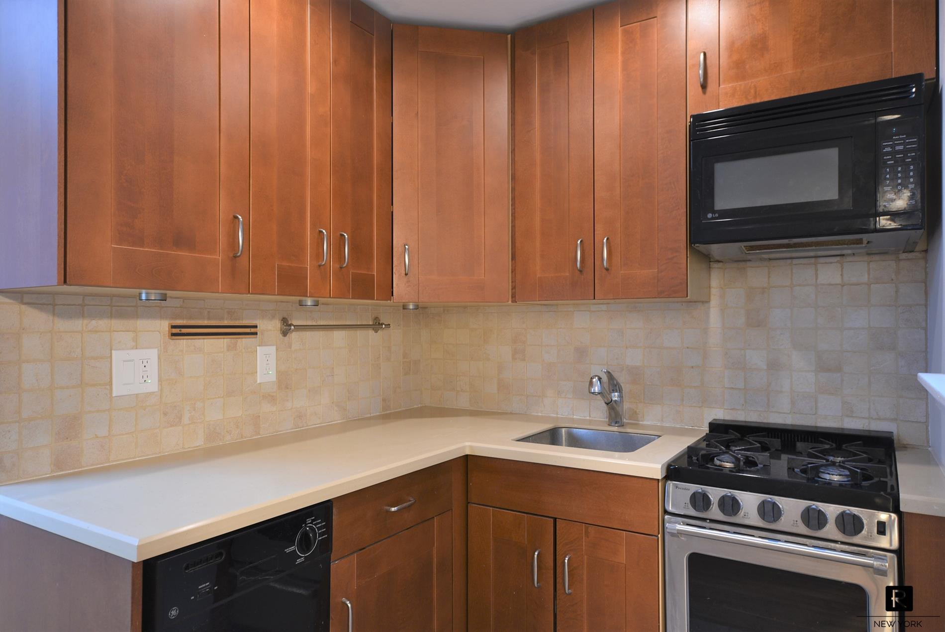 207 East 21st Street Flatiron District New York NY 10010