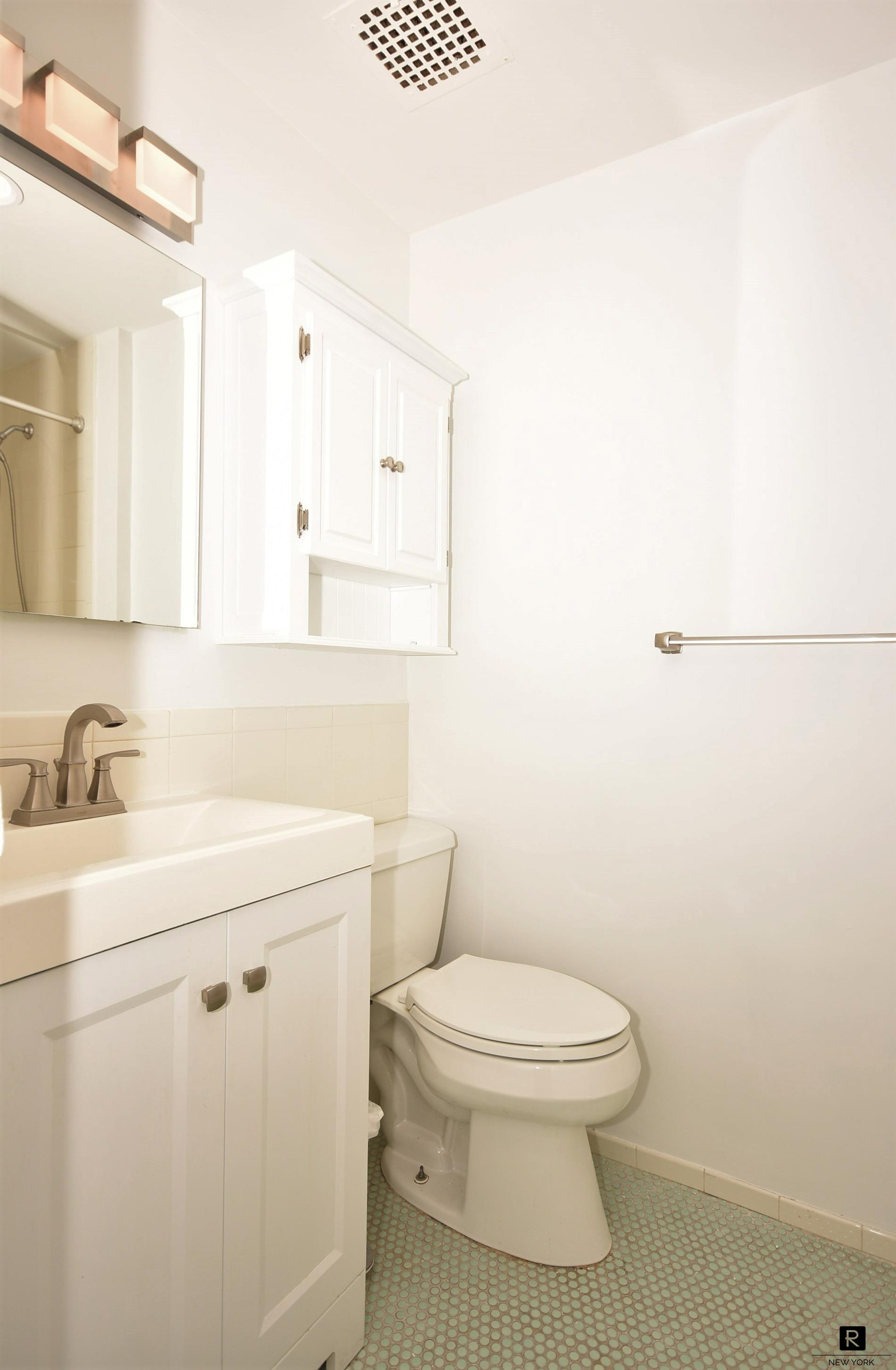 207 East 21st Street Flatiron District New York NY 10010