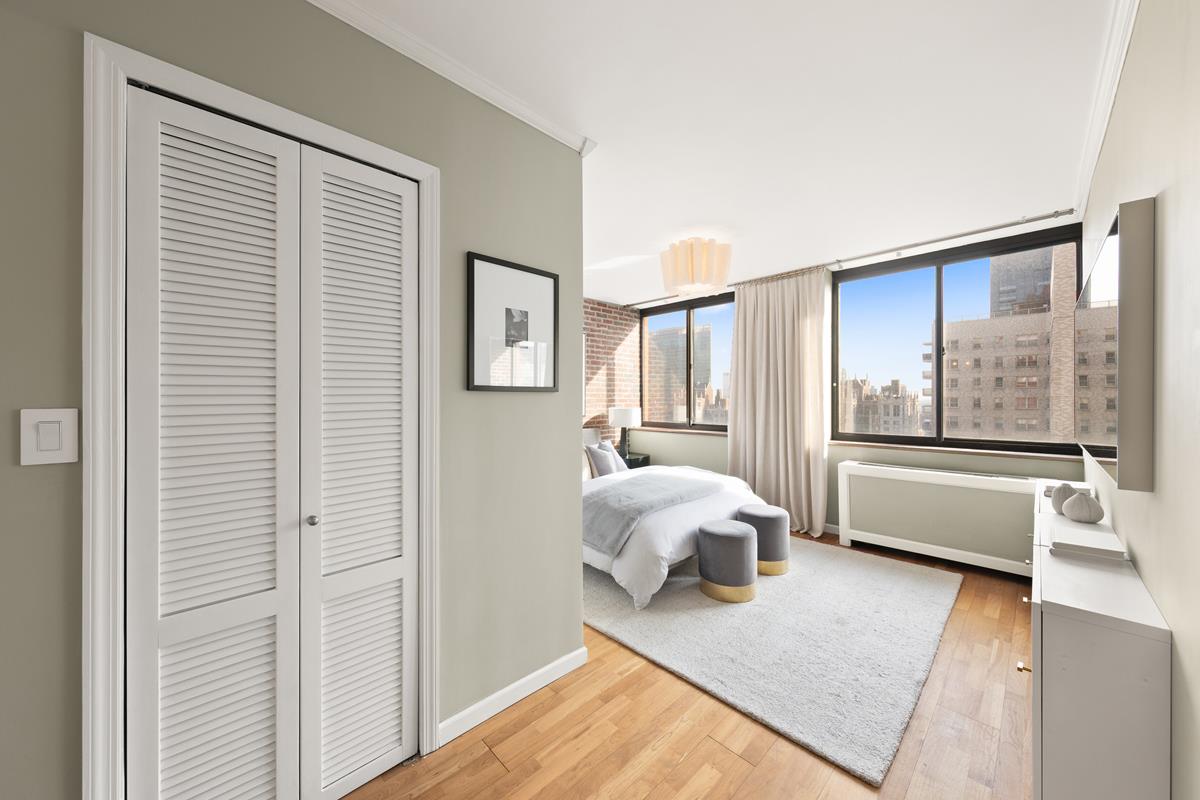 250 East 40th Street 30-F Murray Hill New York NY 10016