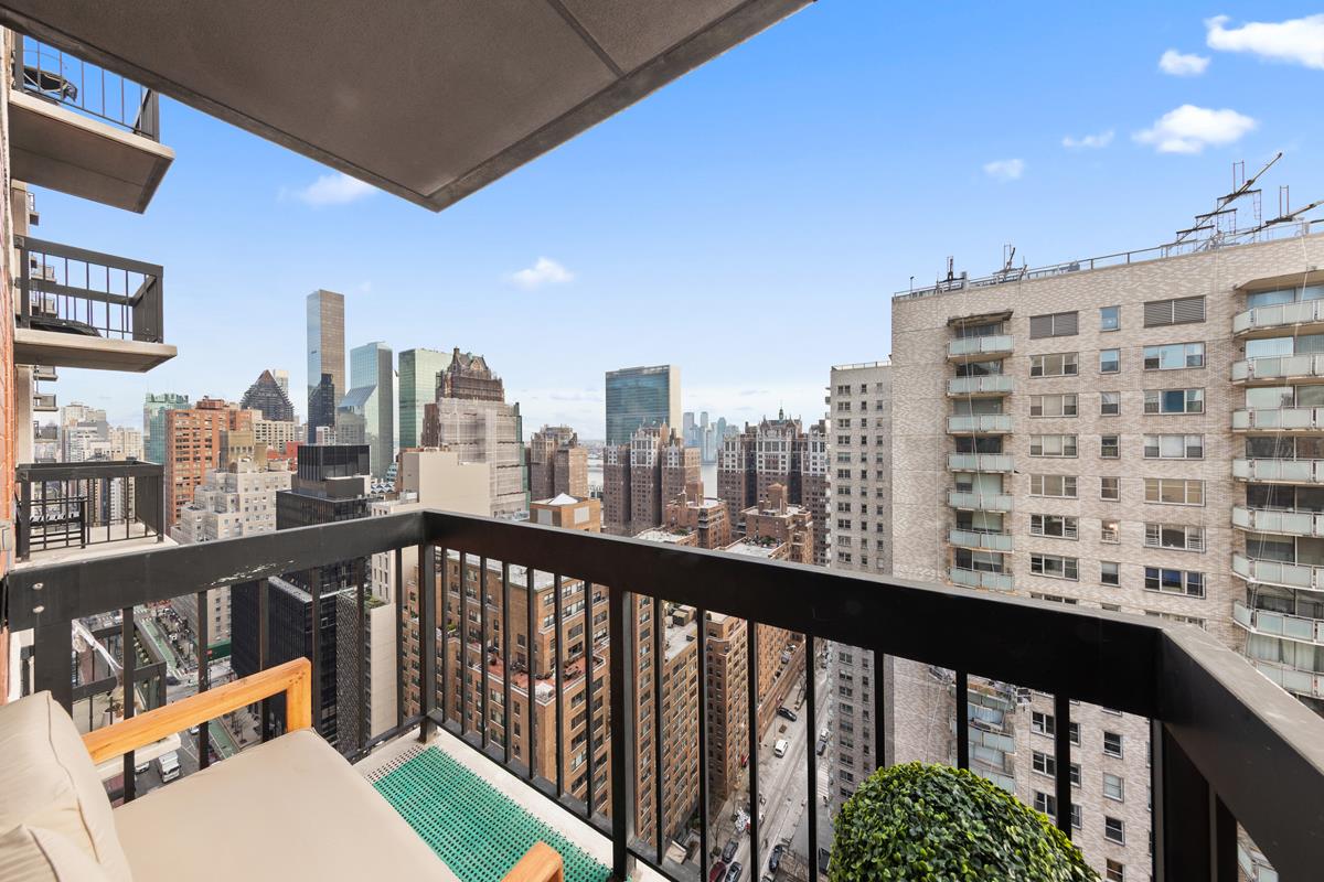 250 East 40th Street 30-F Murray Hill New York NY 10016