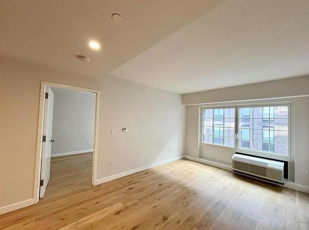 555 Waverly Avenue 3-X Clinton Hill Brooklyn NY 11238