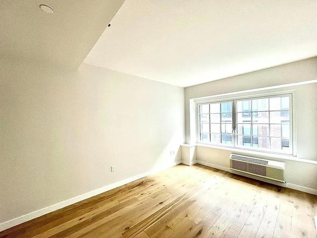 555 Waverly Avenue 3-X Clinton Hill Brooklyn NY 11238