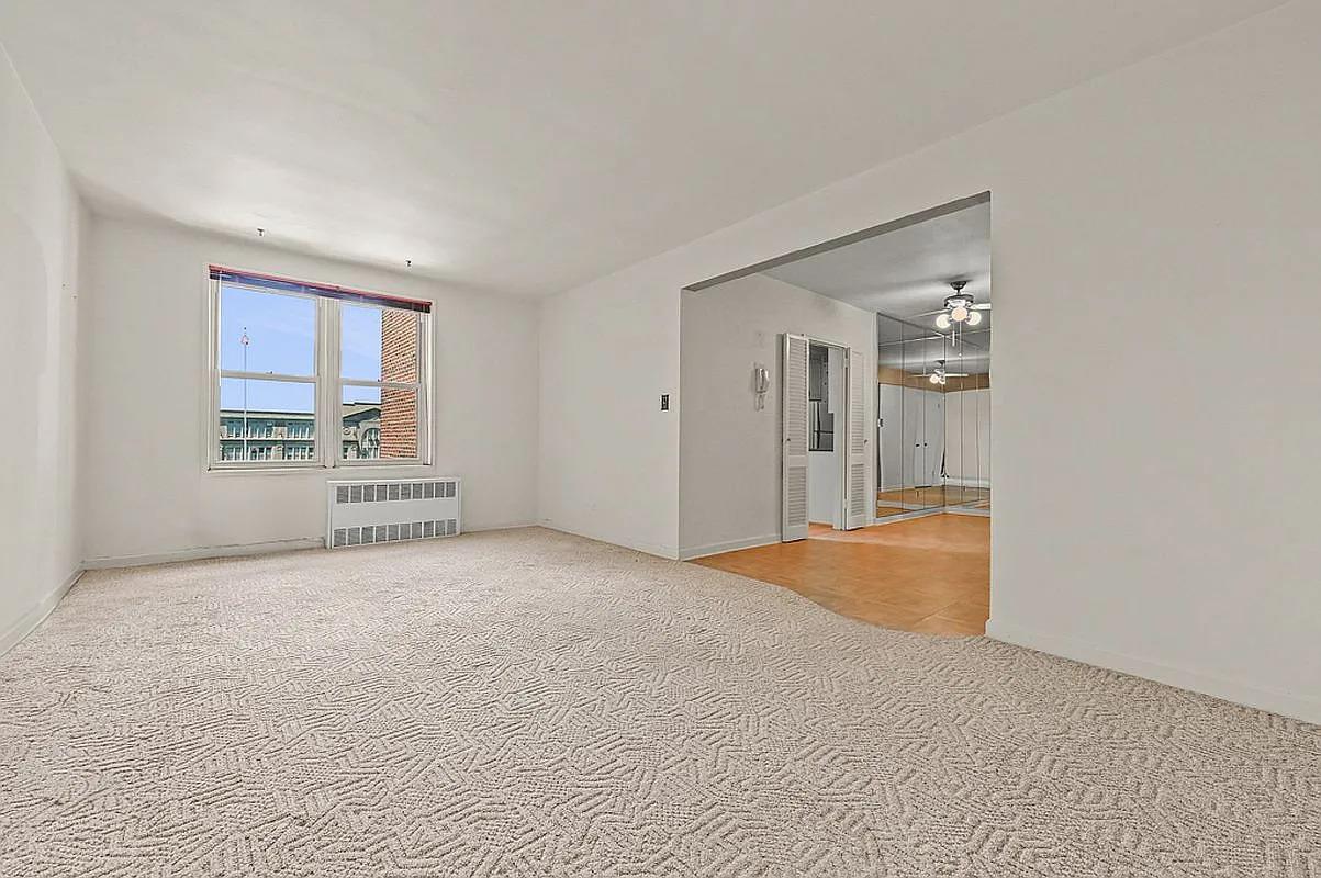 2727 Ocean Parkway E-22 Brighton Beach Brooklyn NY 11235