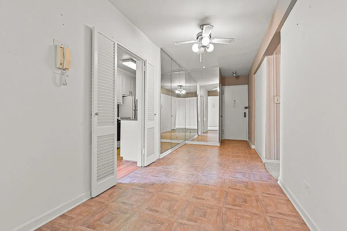 2727 Ocean Parkway E-22 Brighton Beach Brooklyn NY 11235