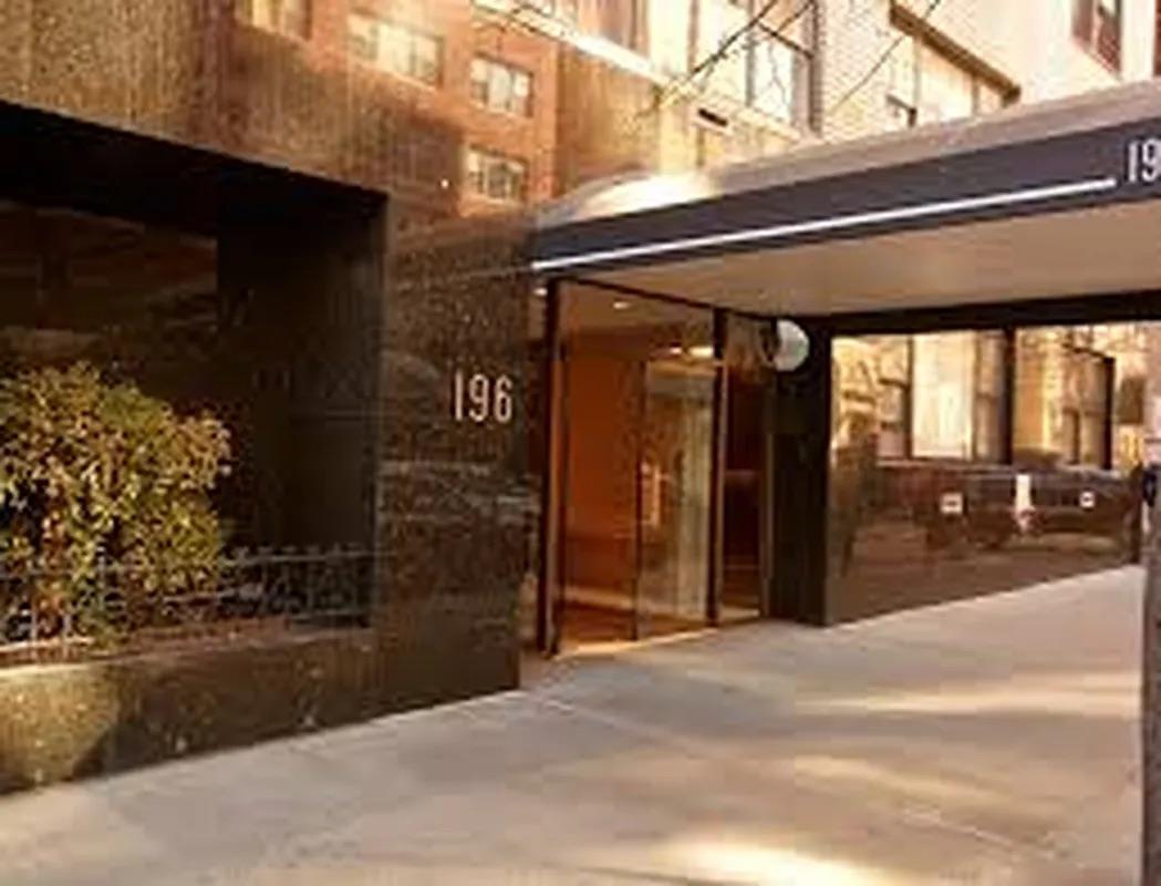 196 East 75th Street Upper East Side New York NY 10021