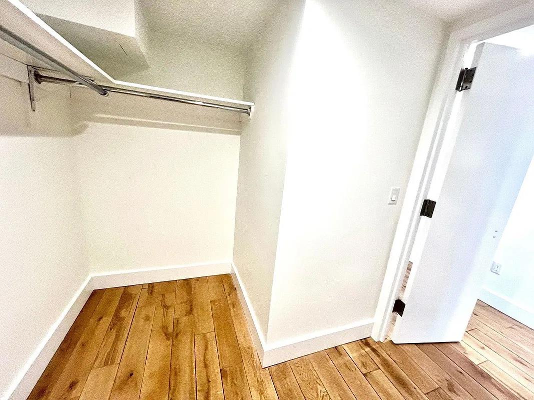 555 Waverly Avenue 6G Clinton Hill Brooklyn NY 11238