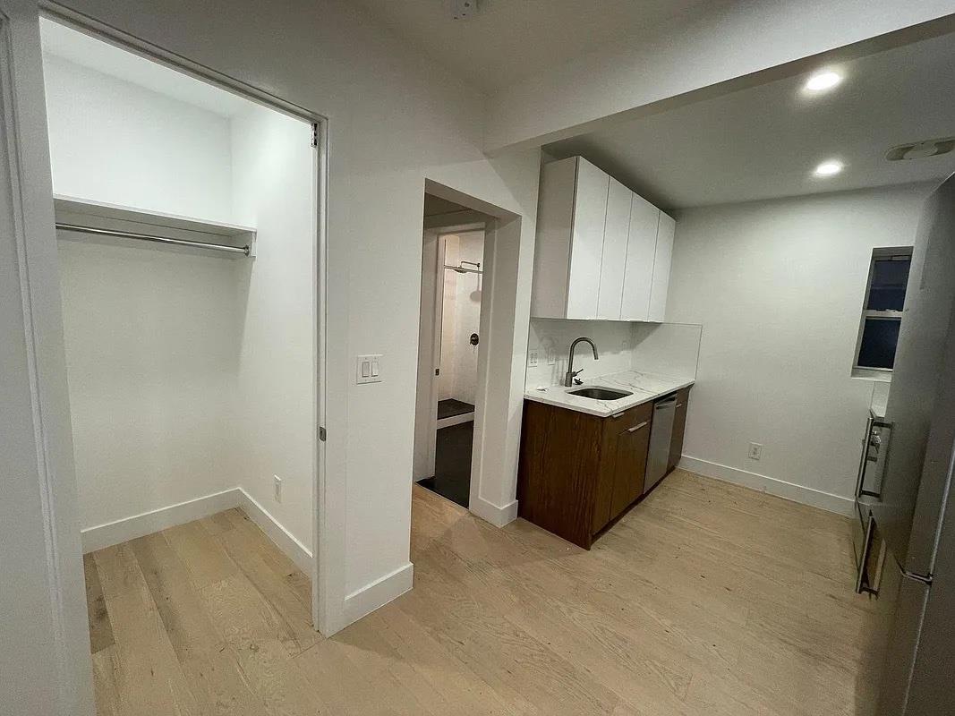 327 East 12th Street 1-2 E. Greenwich Village New York NY 10003