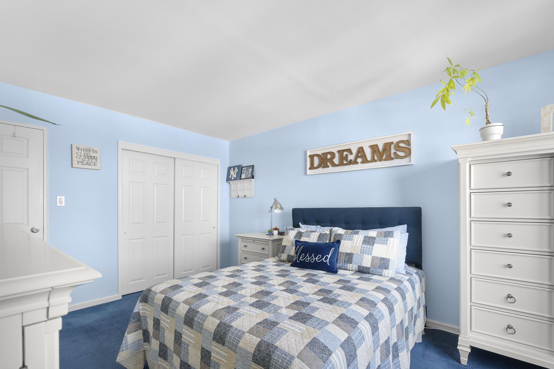 54-40 Little Neck Parkway 6-G Douglaston Queens NY 11362