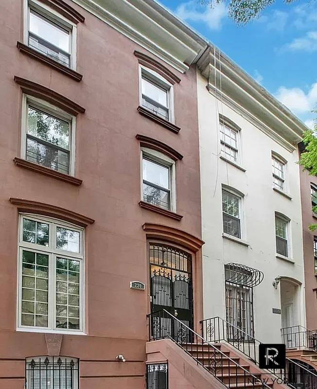 220 East 30th Street Kips Bay New York NY 10016