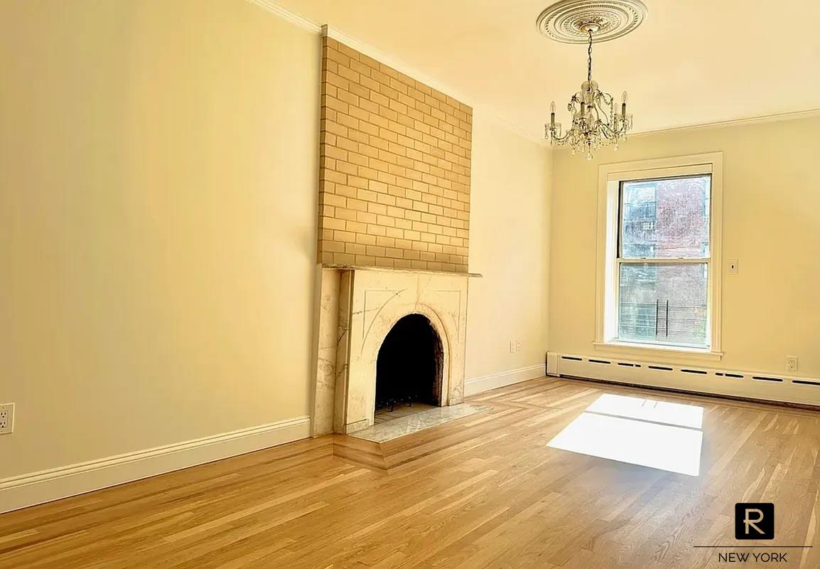 220 East 30th Street Kips Bay New York NY 10016