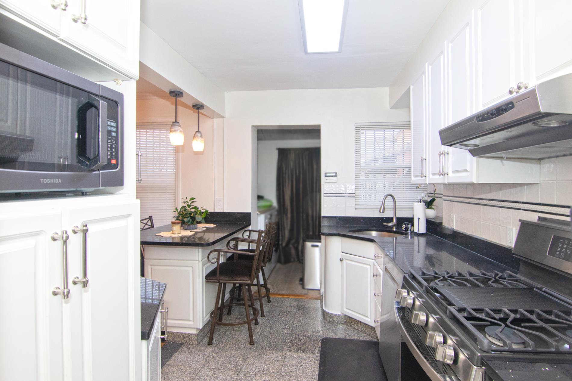 21-32 37th Street DPX Astoria Queens NY 11105