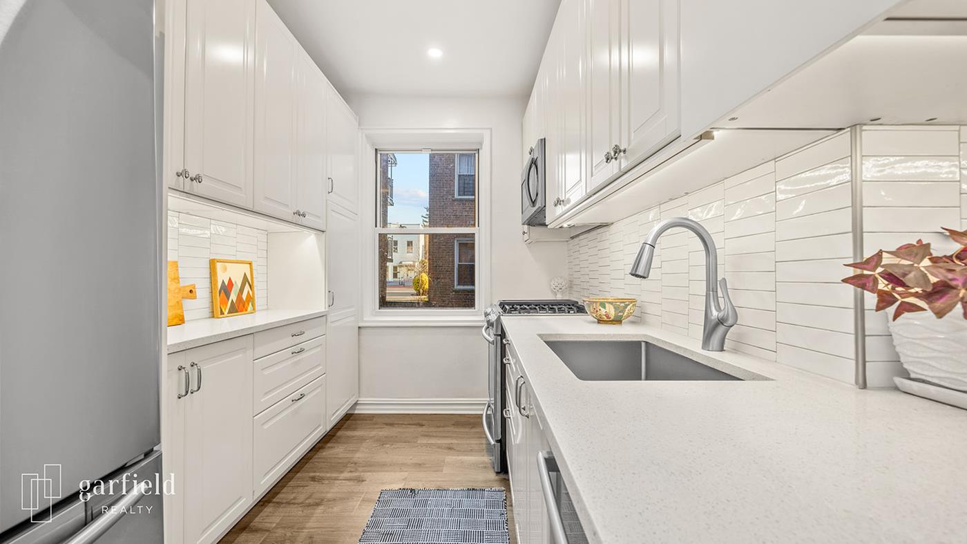 140 East 2nd Street 1-N Windsor Terrace Brooklyn NY 11218