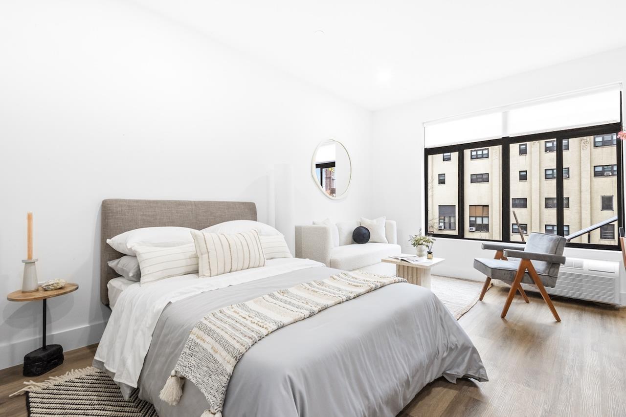 99 Storms Avenue 4207 Jersey City Jersey City NJ 07306