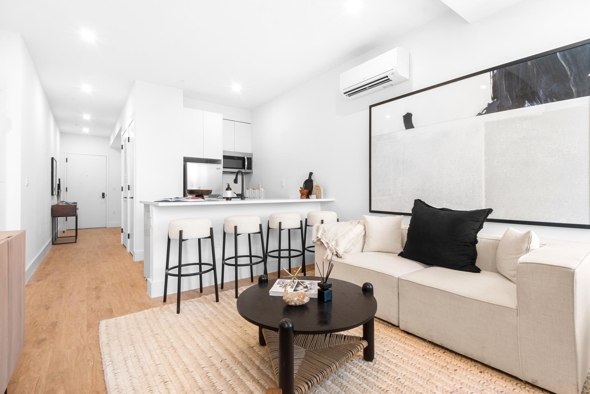 669 Bergen Avenue 4407 Jersey City Jersey City NJ 07304