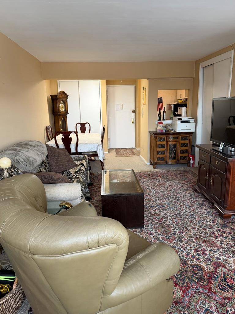 241-20 Northern Blvd. 4-A Douglaston Queens NY 11362