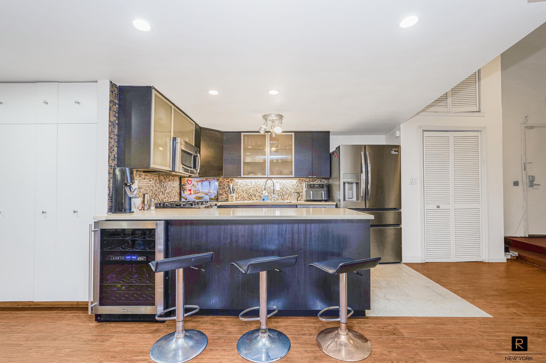 10 Bay Street Landing St. George Staten Island NY 10301