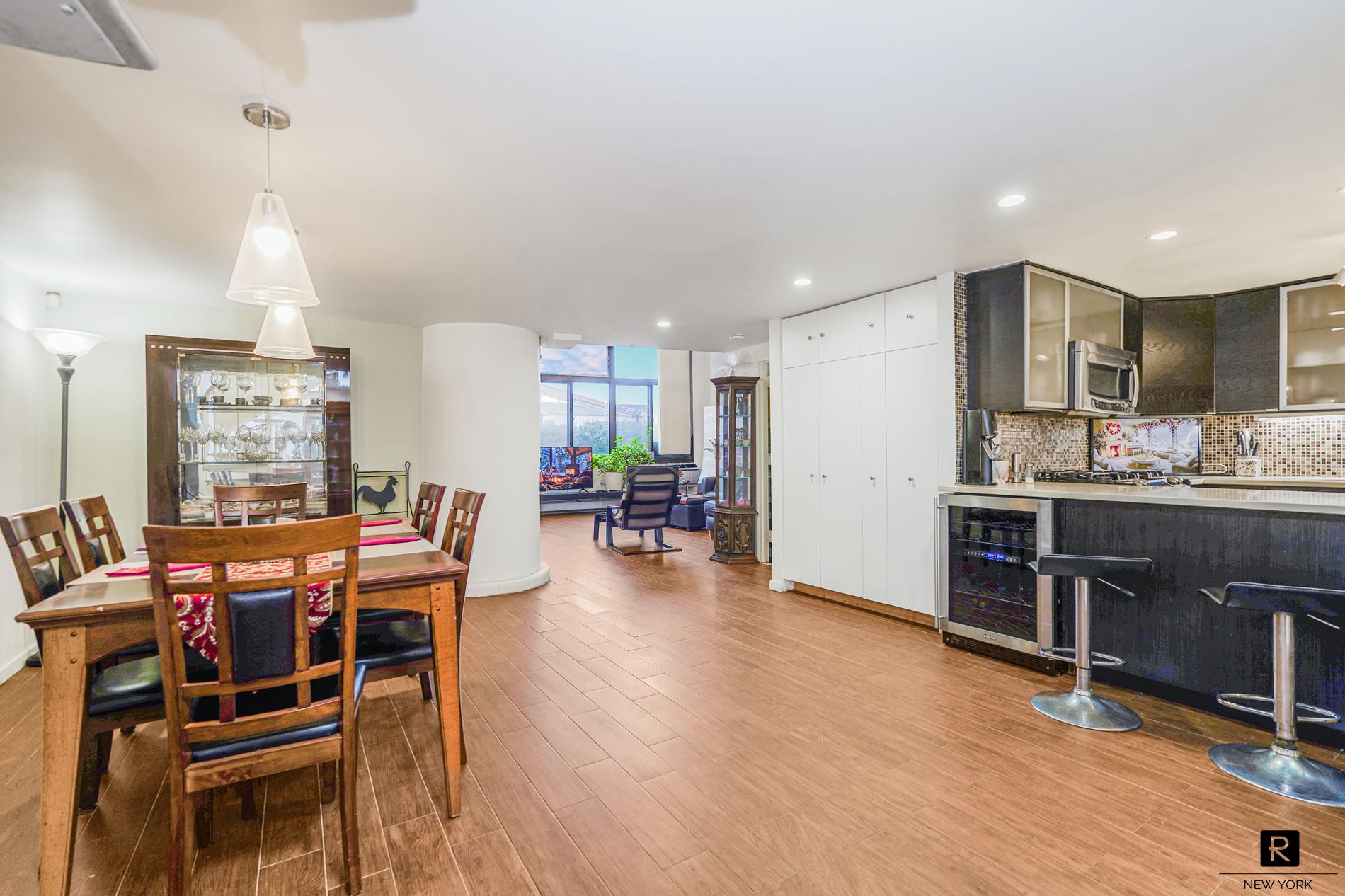 10 Bay Street Landing St. George Staten Island NY 10301