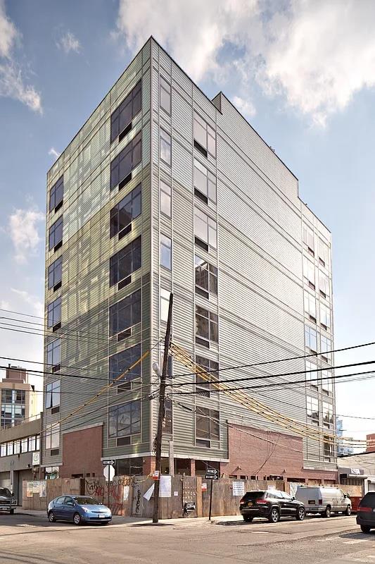 42-37 27th Street 4-B Long Island City Queens NY 11101