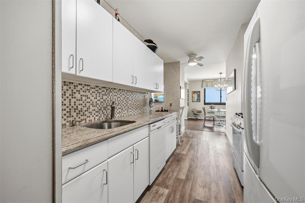 269-10 Grand Central Parkway 19-K Glen Oaks Queens NY 11005