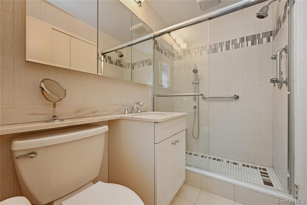 269-10 Grand Central Parkway 1-C Glen Oaks Queens NY 11005