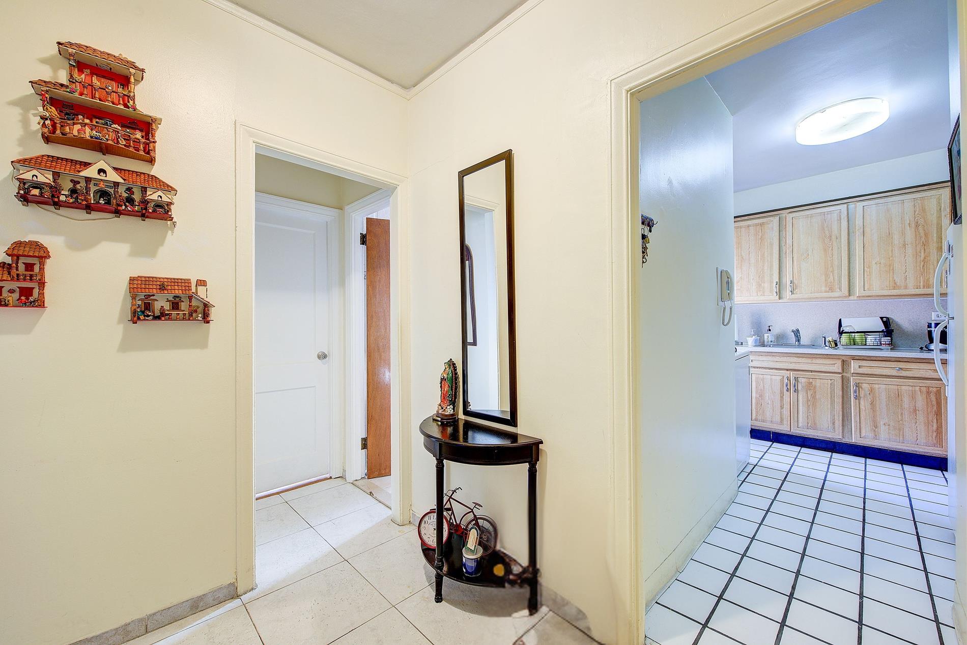 78-11 35th Avenue 4 Jackson Heights Queens NY 11372