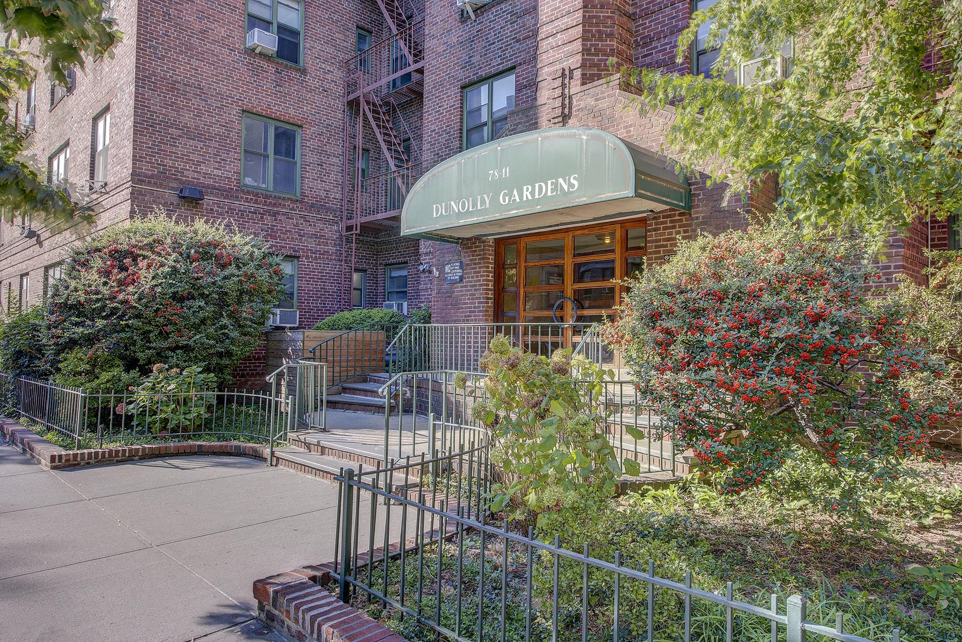 78-11 35th Avenue 4 Jackson Heights Queens NY 11372