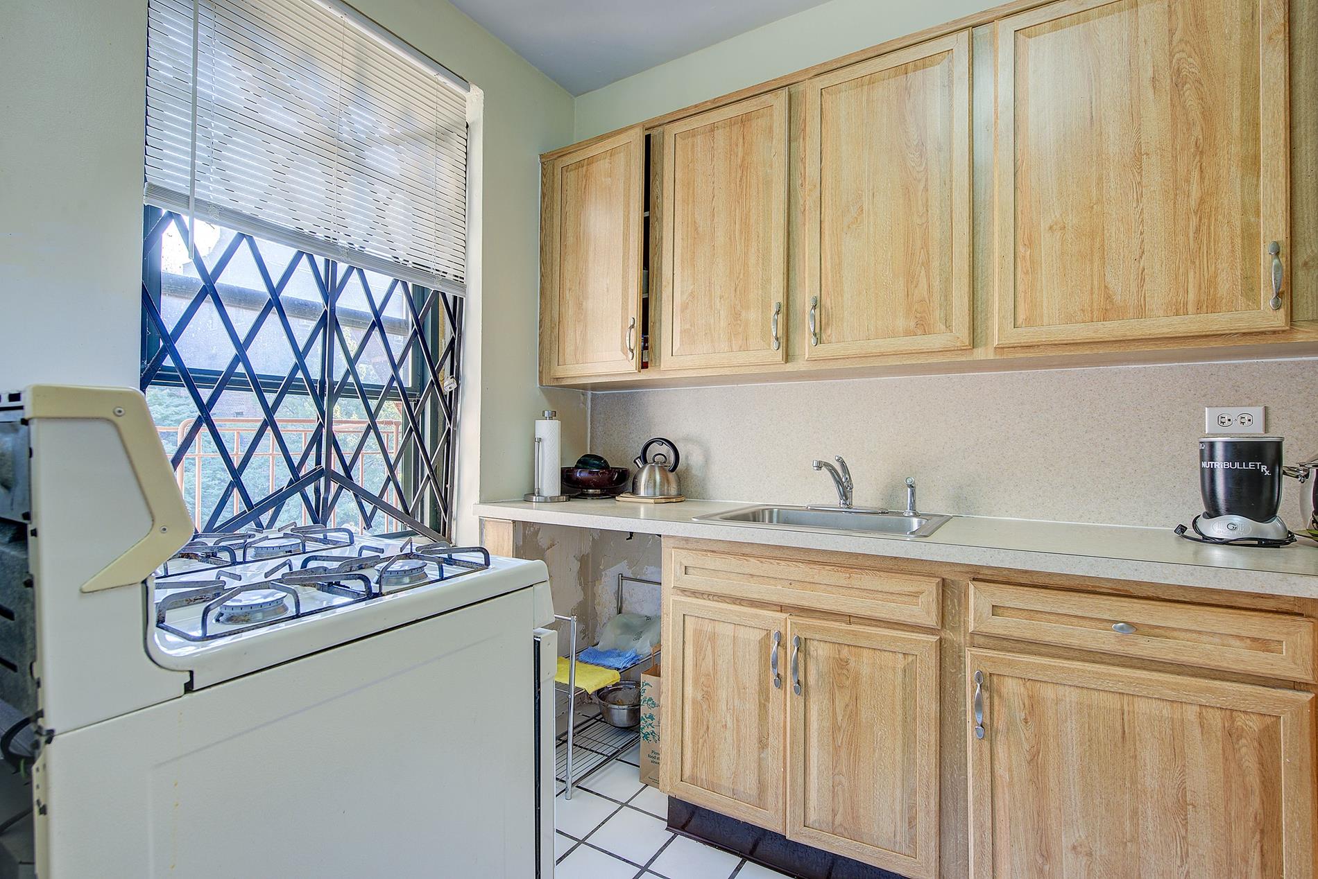 78-11 35th Avenue 4 Jackson Heights Queens NY 11372