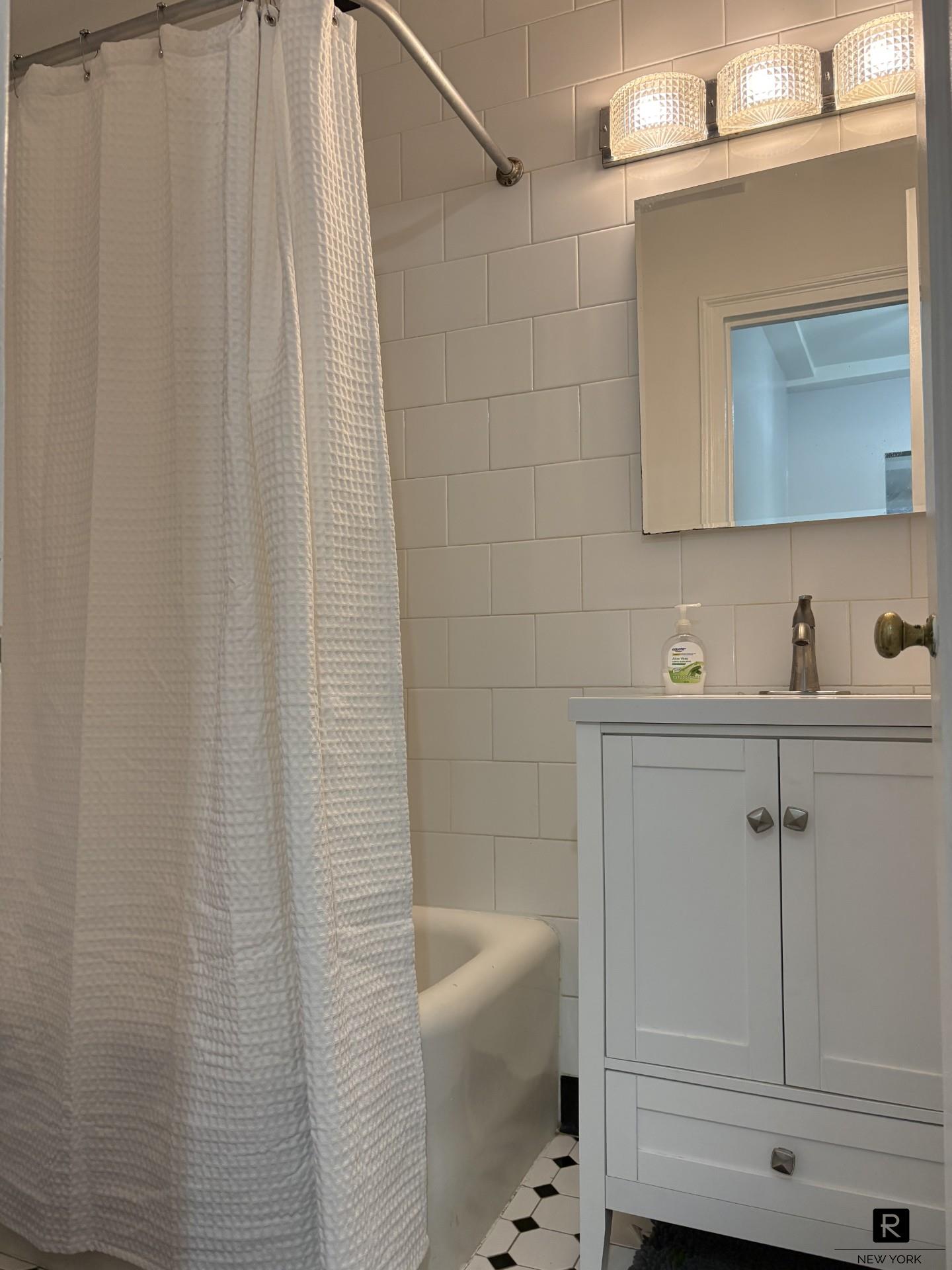 162 West 56th Street Midtown West New York NY 10019