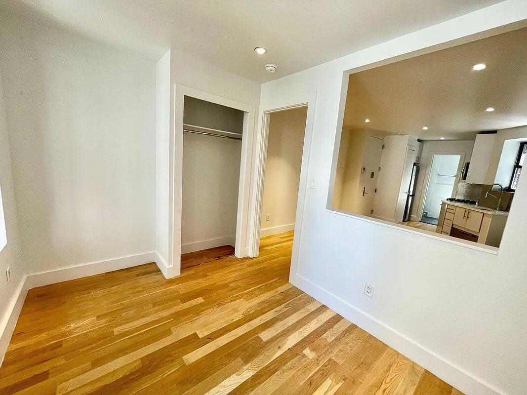 211 Madison Street 10 Lower East Side New York NY 10002