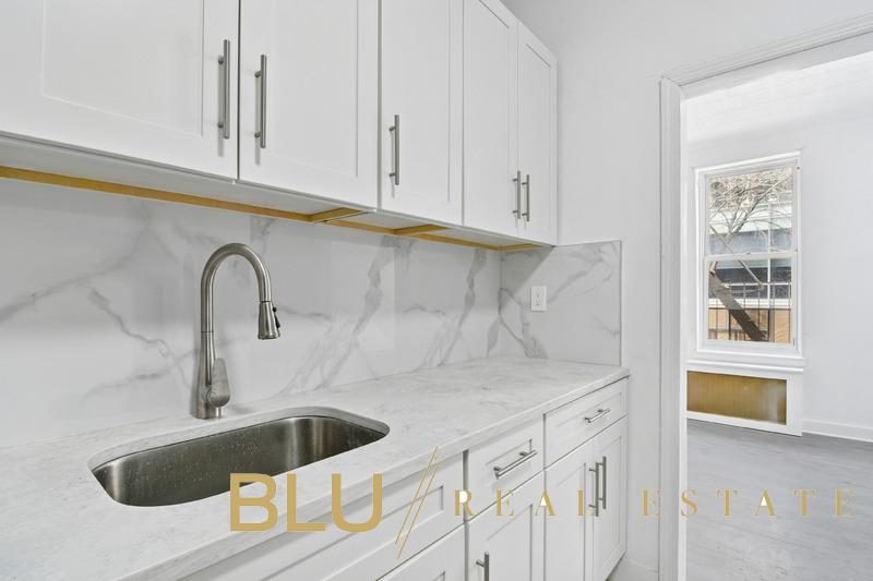 349 West Broadway 4 Soho New York NY 10013