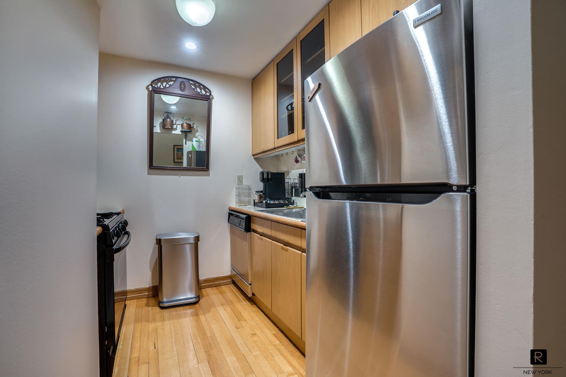 7 Gramercy Park West Gramercy Park New York NY 10003