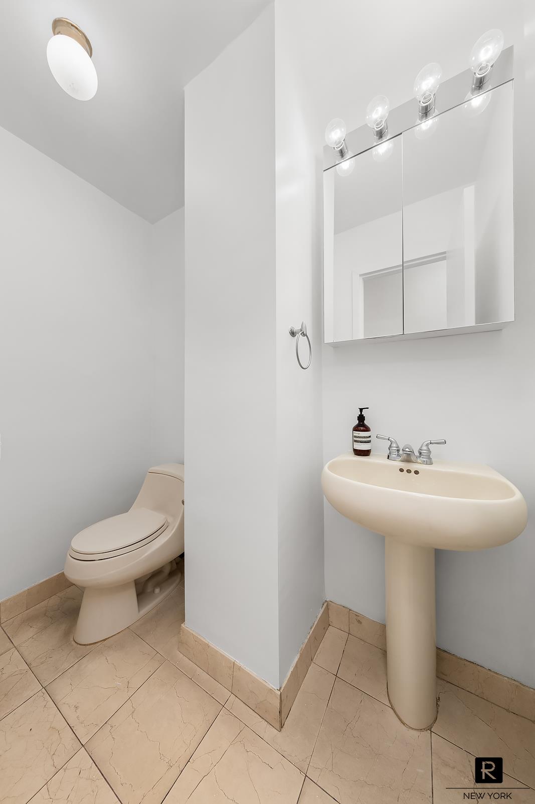 425 East 63rd Street Upper East Side New York NY 10065