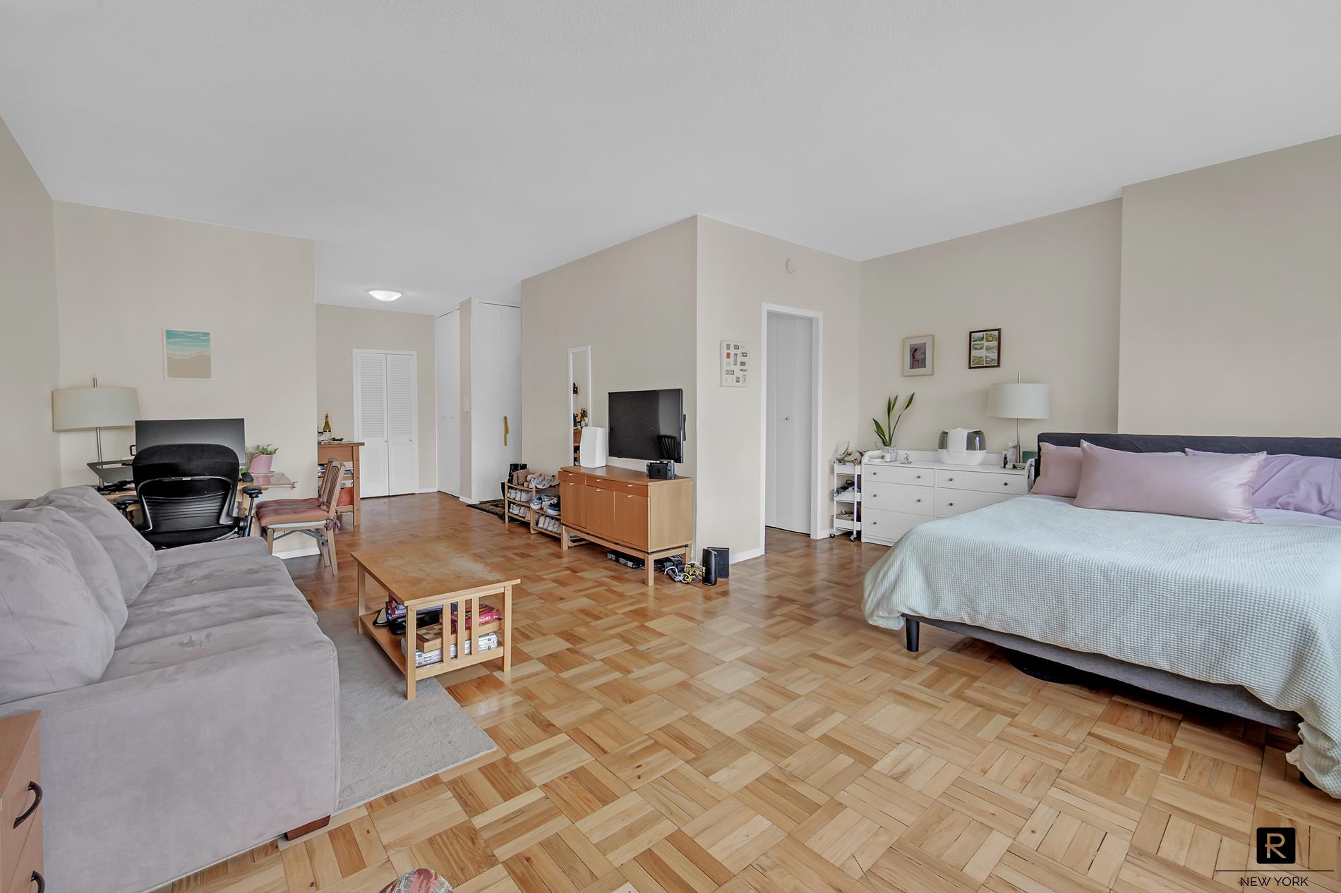 60 East 8th Street Greenwich Village New York NY 10003