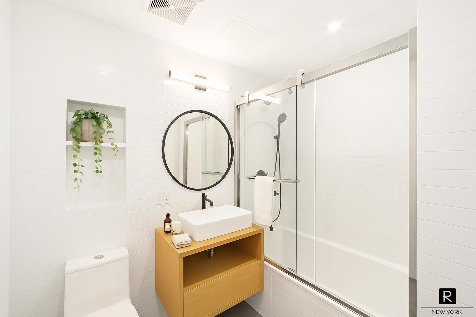 340 Metropolitan Avenue Williamsburg Brooklyn NY 11211